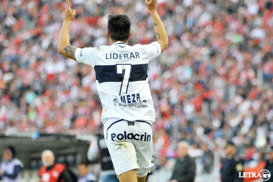 MEZA VOLVIÓ A CONVERTIR